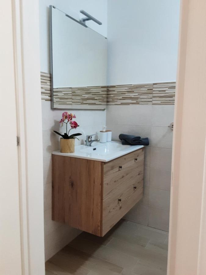 Civico 70 Apartment กอนแวร์ซาโน ภายนอก รูปภาพ