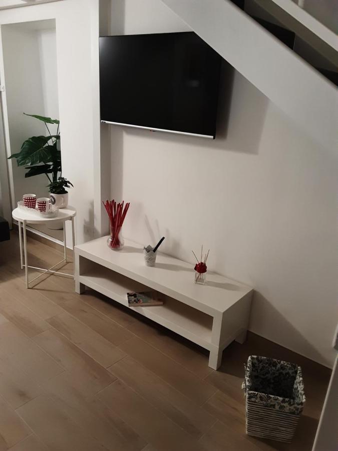Civico 70 Apartment กอนแวร์ซาโน ภายนอก รูปภาพ